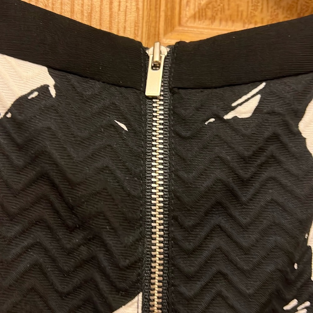 Banana Republic Midi-Dress Abstract Black and White New with Tags 14 - Picture 6 of 16